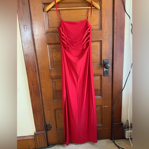 Vintage City Triangles 90s RED strappy back body con dress